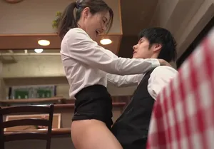 Cậu trai trẻ quan hệ cô nhân viên nữ có gã chồng nhưng chồng “yếu”